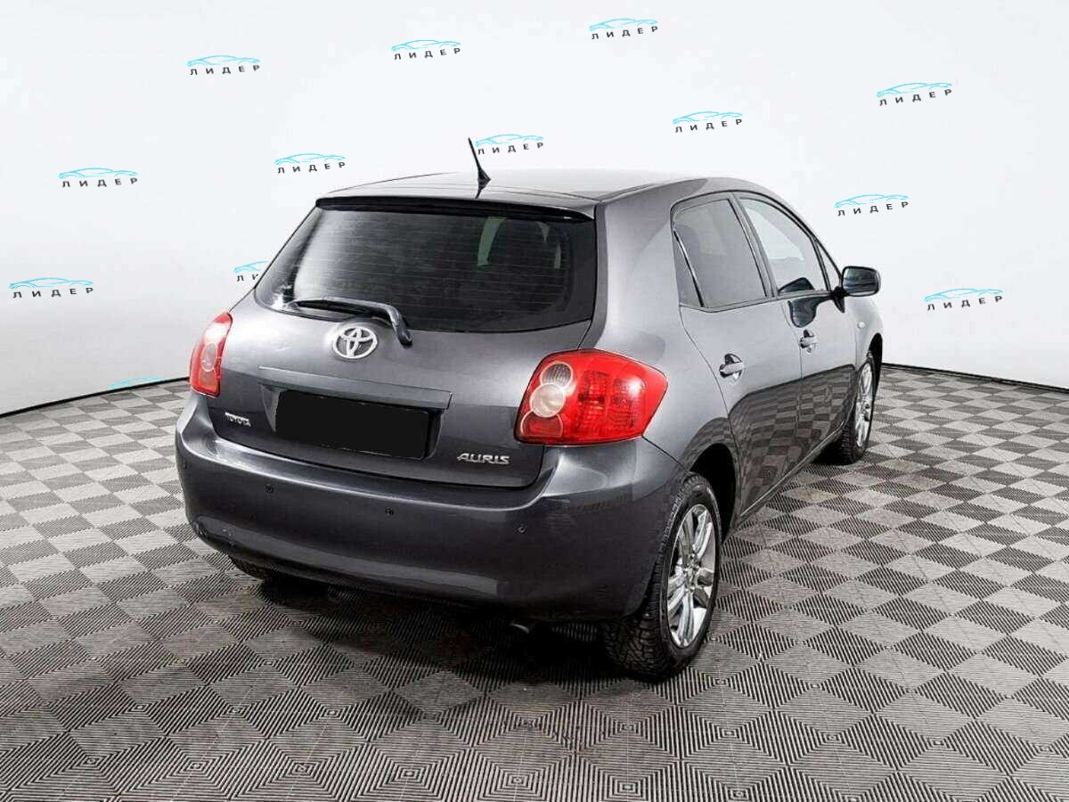 Б/У Тойота Аурис 2008 года. Фото: #4