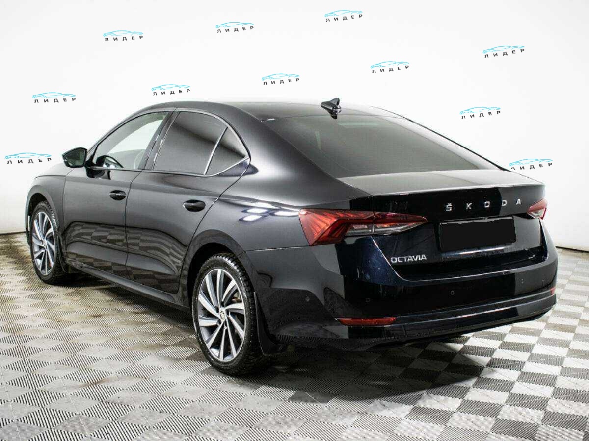 Б/У Шкода Октавия 2021 года. Фото: #5