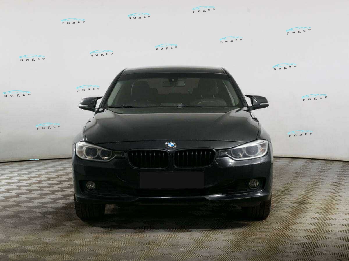 Б/У БМВ 3 серии 2014 года. Фото: #1