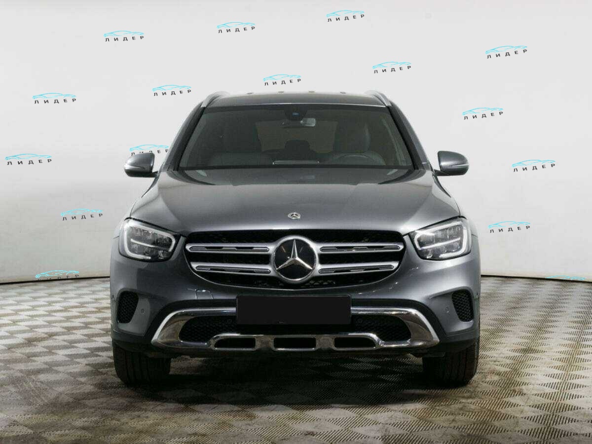Б/У Мерседес-Бенц ГЛЦ 2021 года. Фото: #1