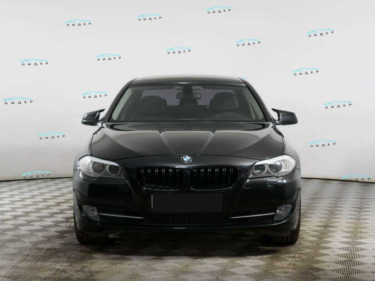 Б/У БМВ 5 серии 2011 года. Фото: #1