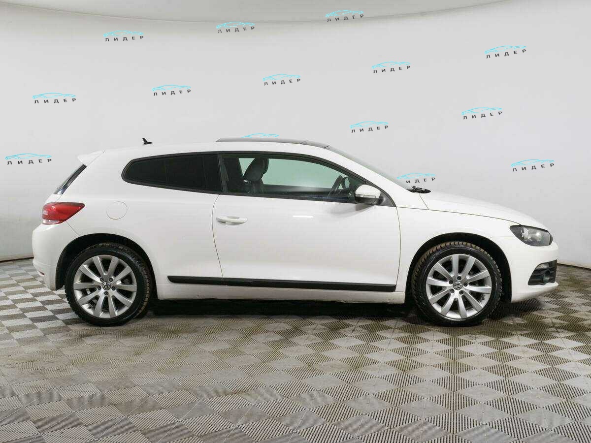 Б/У Фольксваген Сирокко 2013 года. Фото: #3