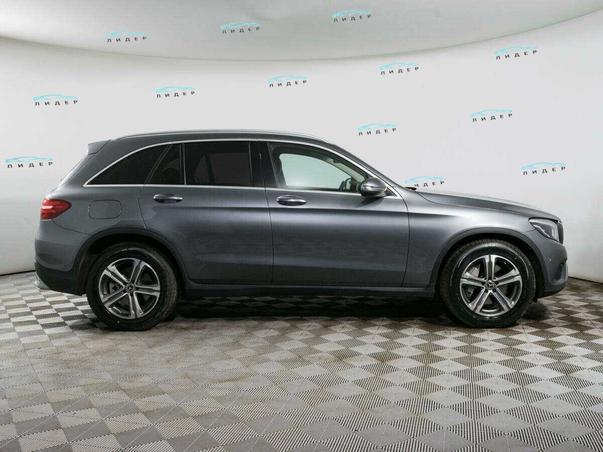 Б/У Мерседес-Бенц ГЛЦ 2019 года. Фото: #3