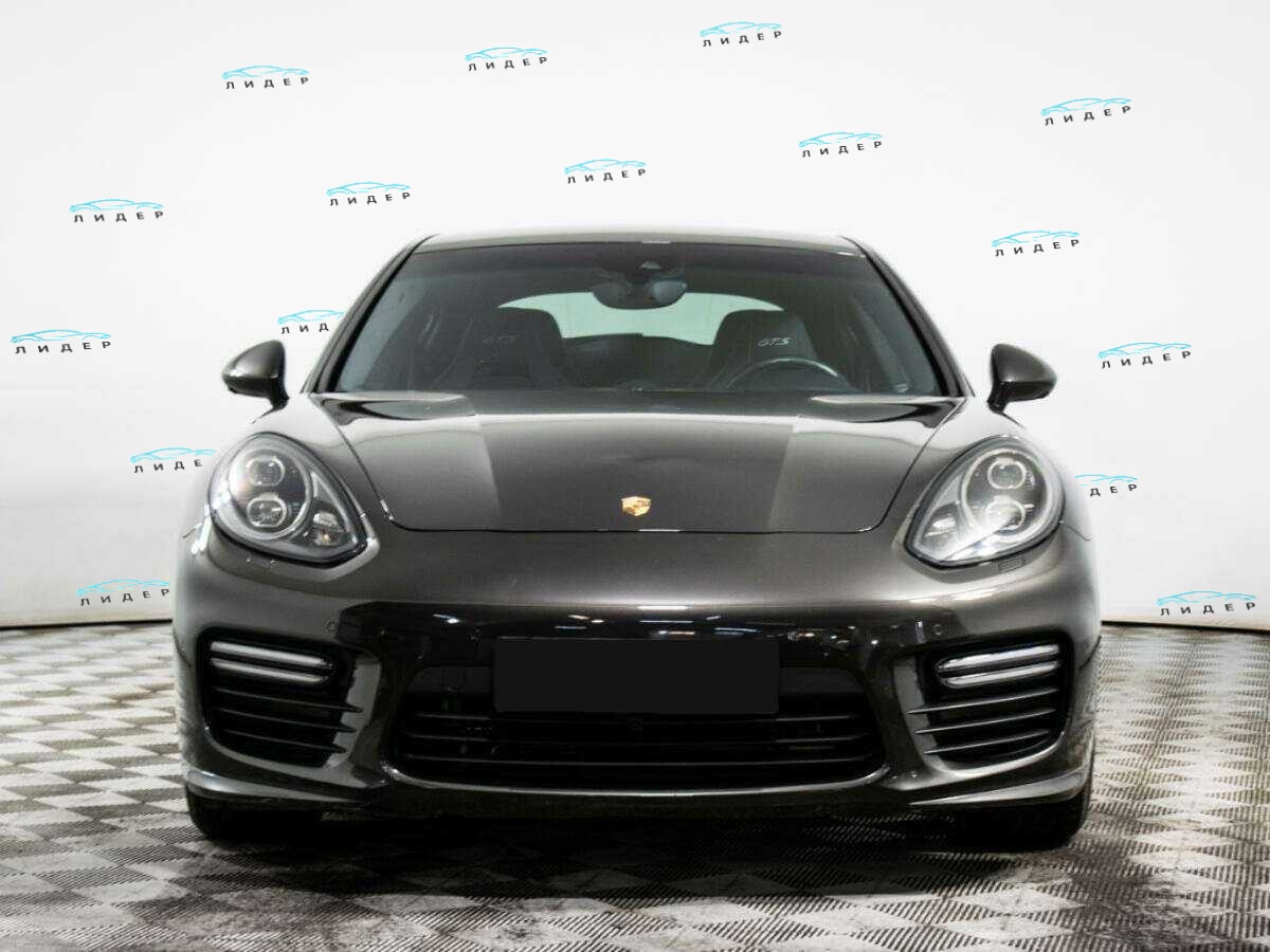 Б/У Порш Панамера 2015 года. Фото: #1