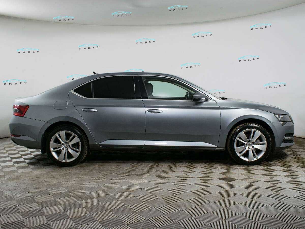 Б/У Шкода Суперб 2019 года. Фото: #3