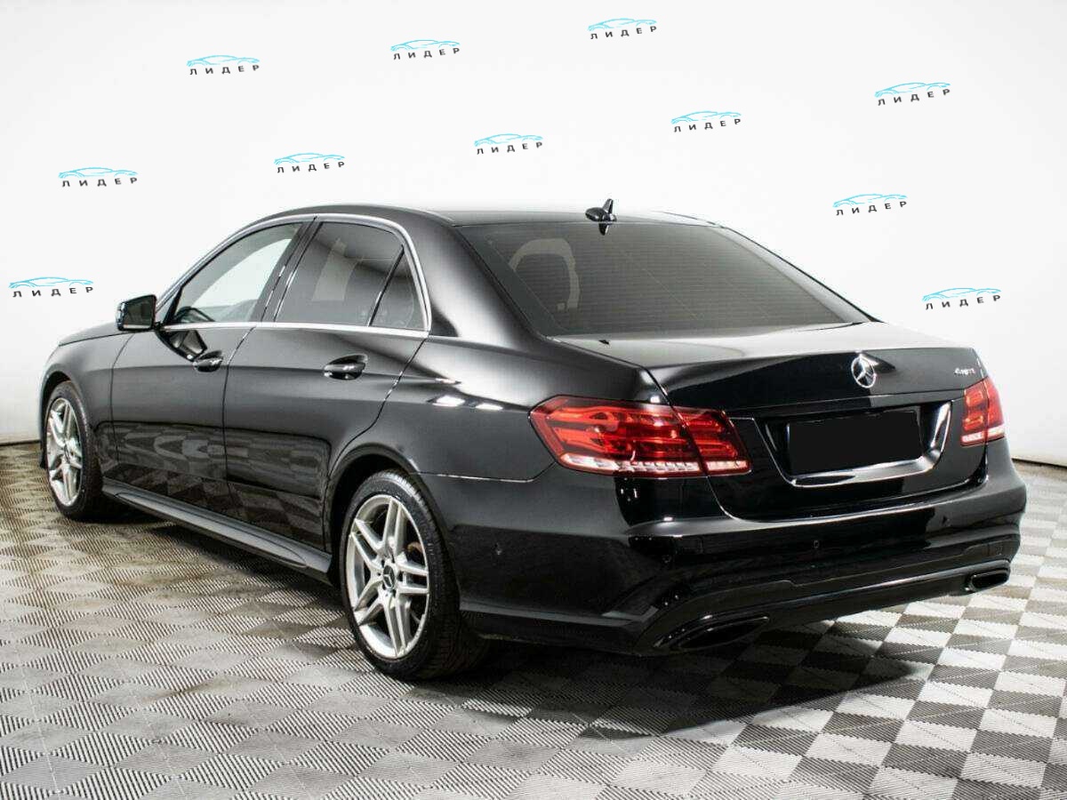 Б/У Мерседес-Бенц Е-Класс 2014 года. Фото: #6