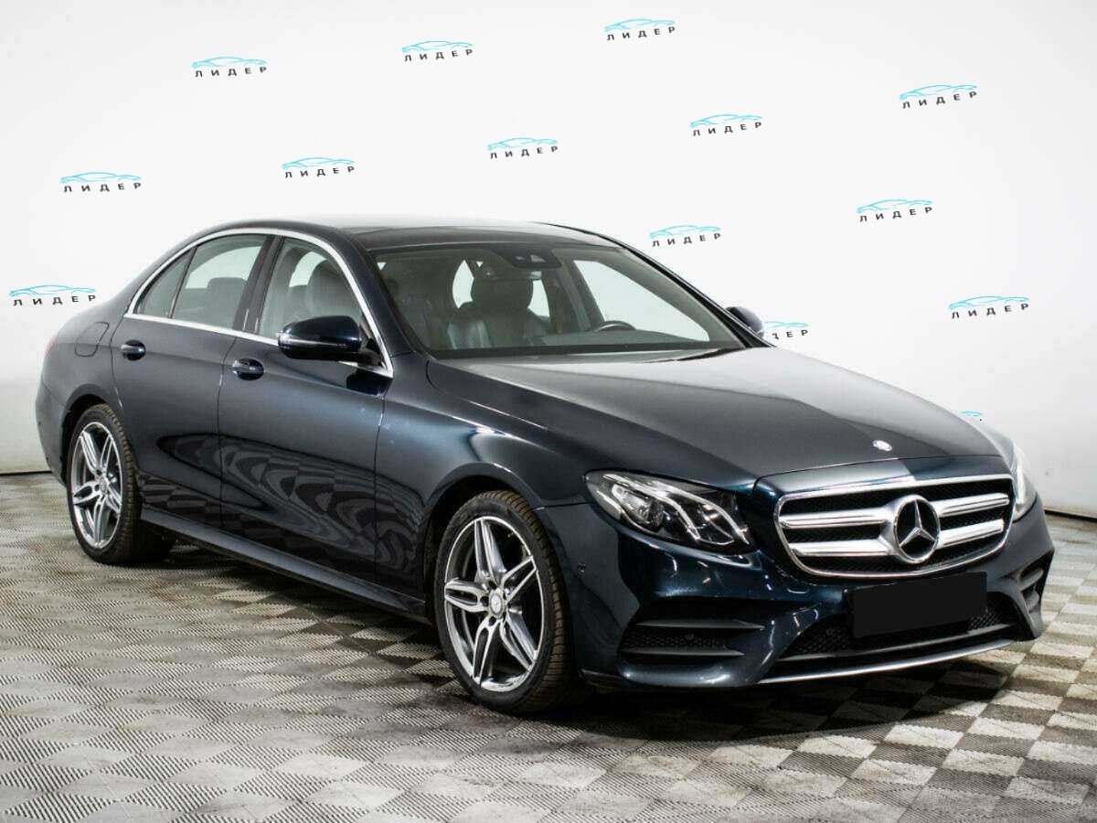 Б/У Мерседес-Бенц Е-Класс 2016 года. Фото: #2
