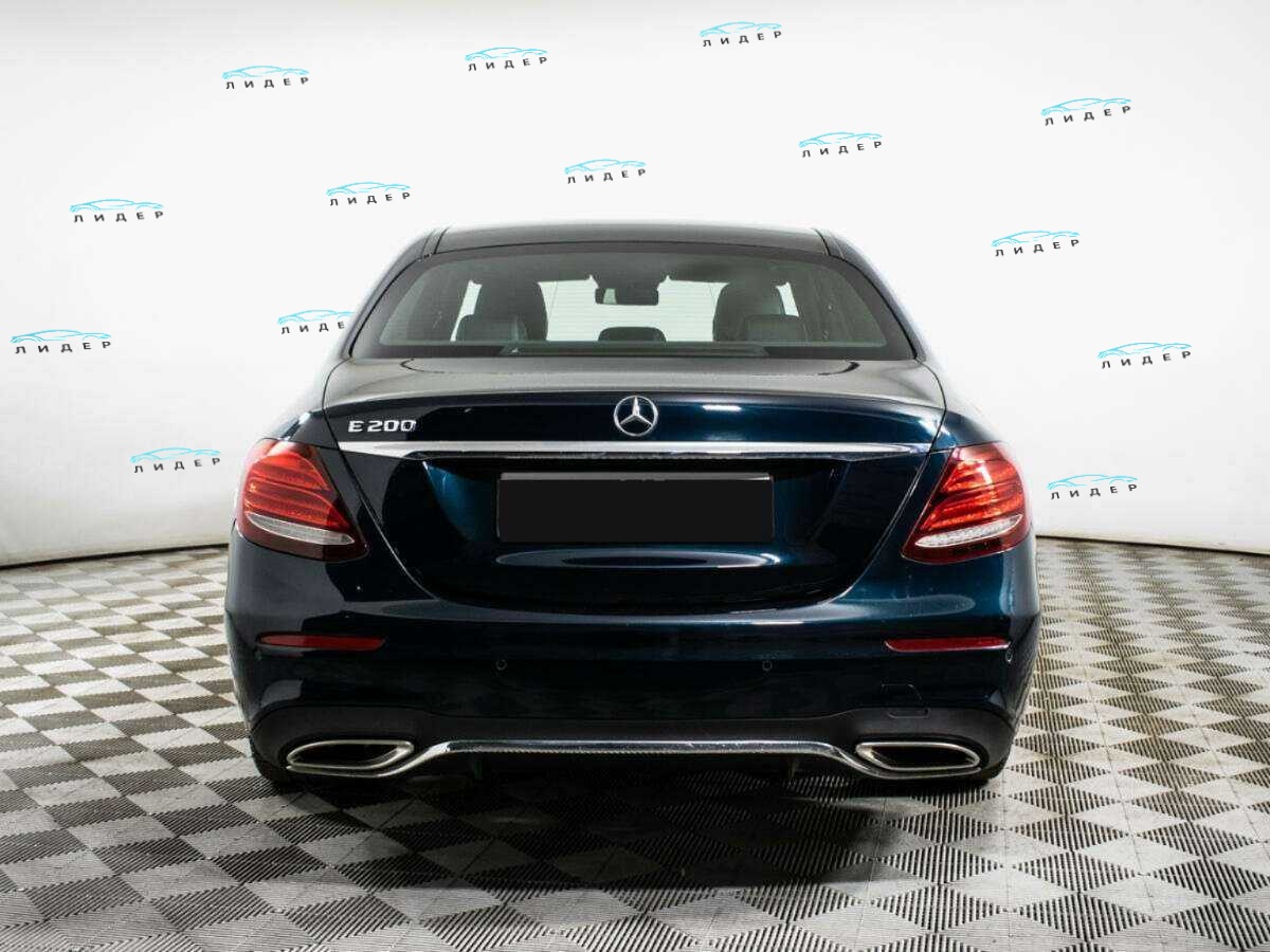 Б/У Мерседес-Бенц Е-Класс 2016 года. Фото: #4