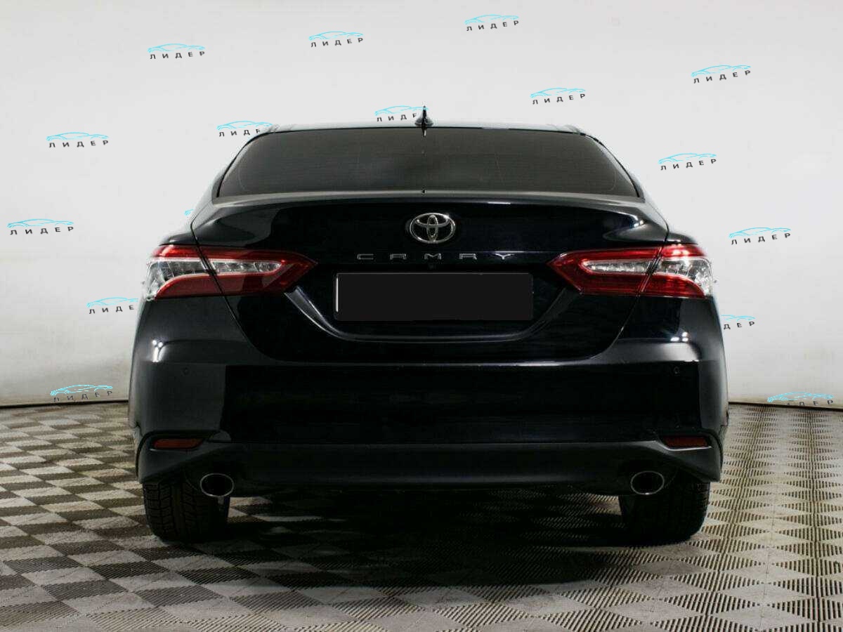 Б/У Тойота Камри 2020 года. Фото: #3