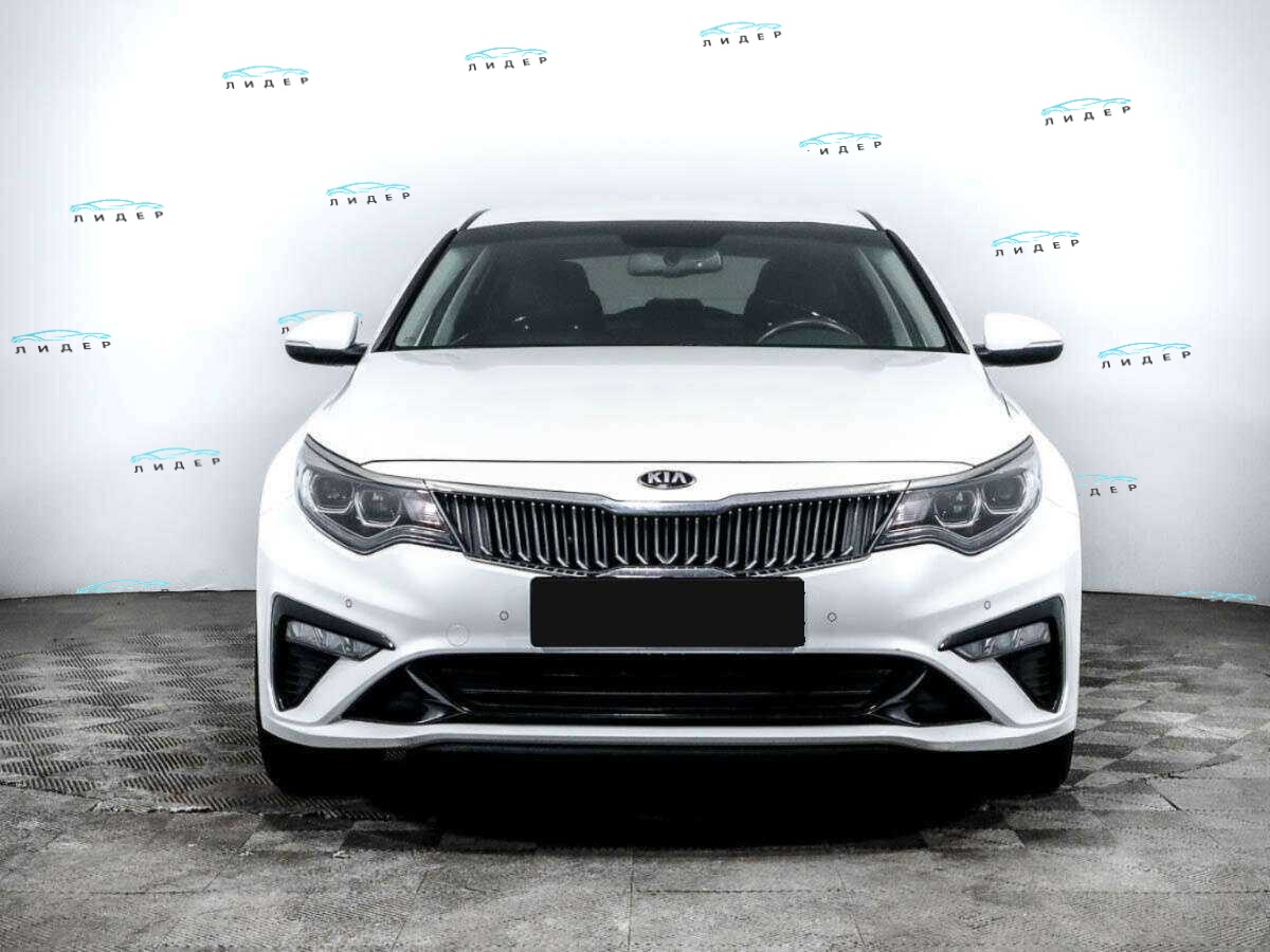 Б/У Киа Оптима 2019 года. Фото: #1