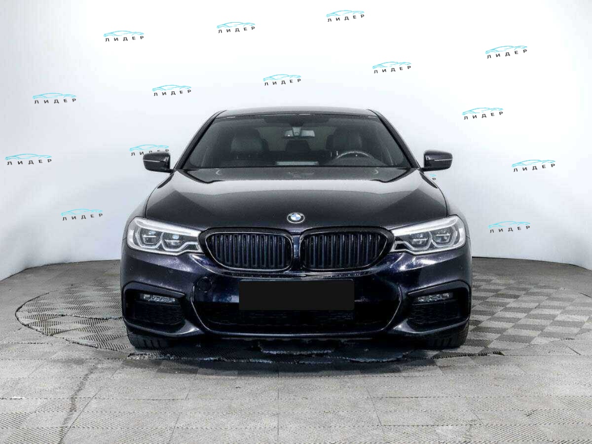 Б/У БМВ 5 серии 2018 года. Фото: #1