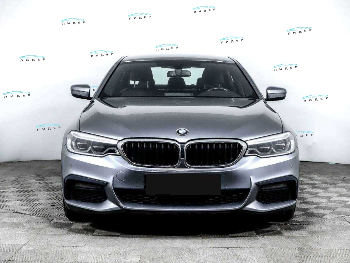 Б/У БМВ 5 серии 2018 года. Фото: #1