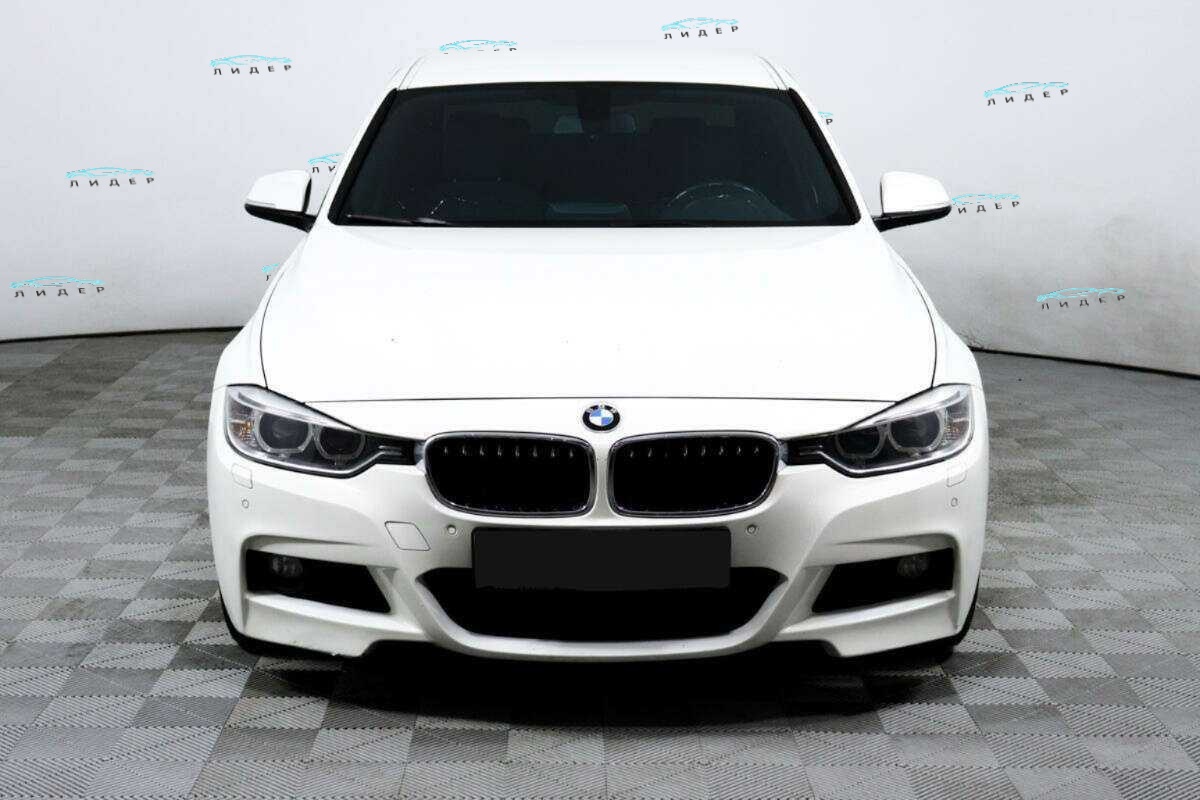 Б/У БМВ 3 серии 2014 года. Фото: #1