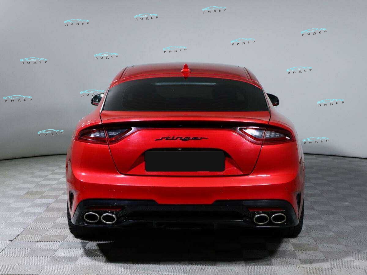 Б/У Киа Стингер 2018 года. Фото: #5