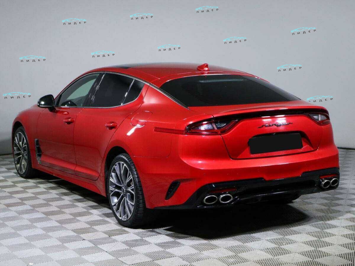 Б/У Киа Стингер 2018 года. Фото: #6