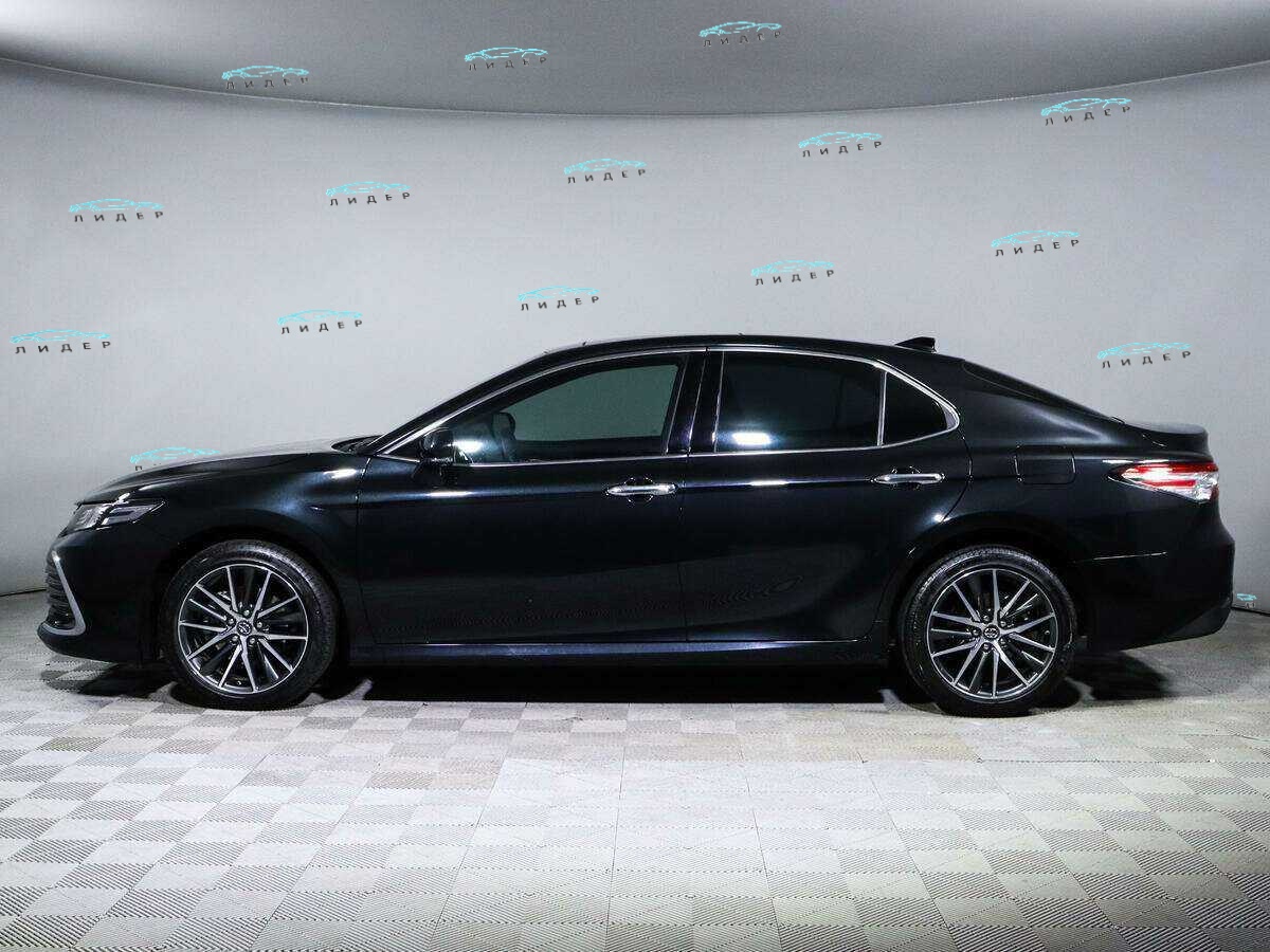 Б/У Тойота Камри 2022 года. Фото: #6