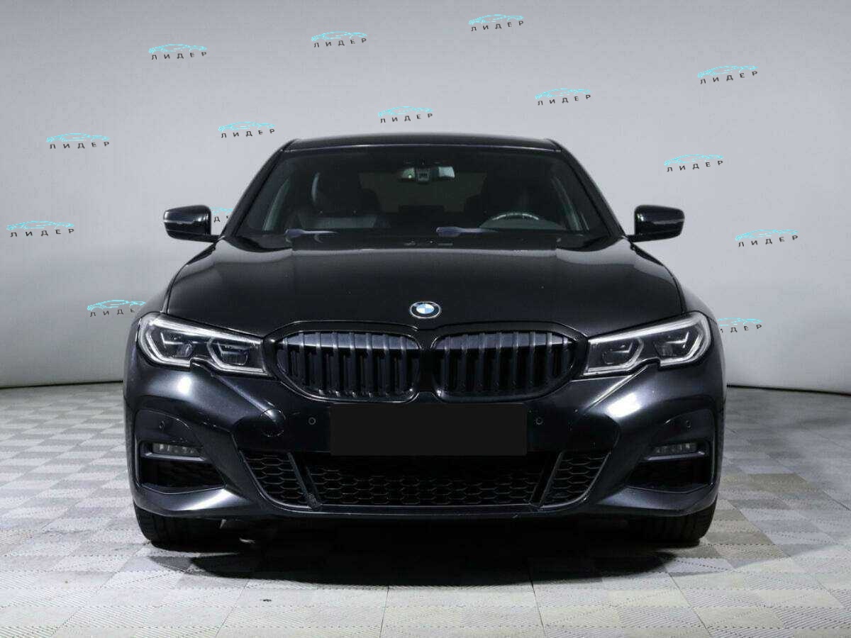 Б/У БМВ 3 серии 2020 года. Фото: #1