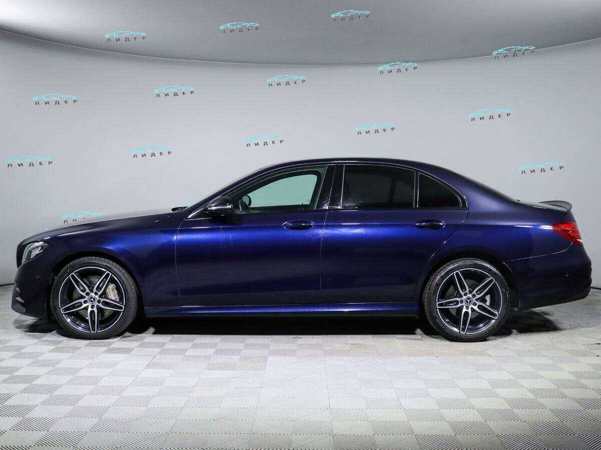 Б/У Мерседес-Бенц Е-Класс 2019 года. Фото: #7