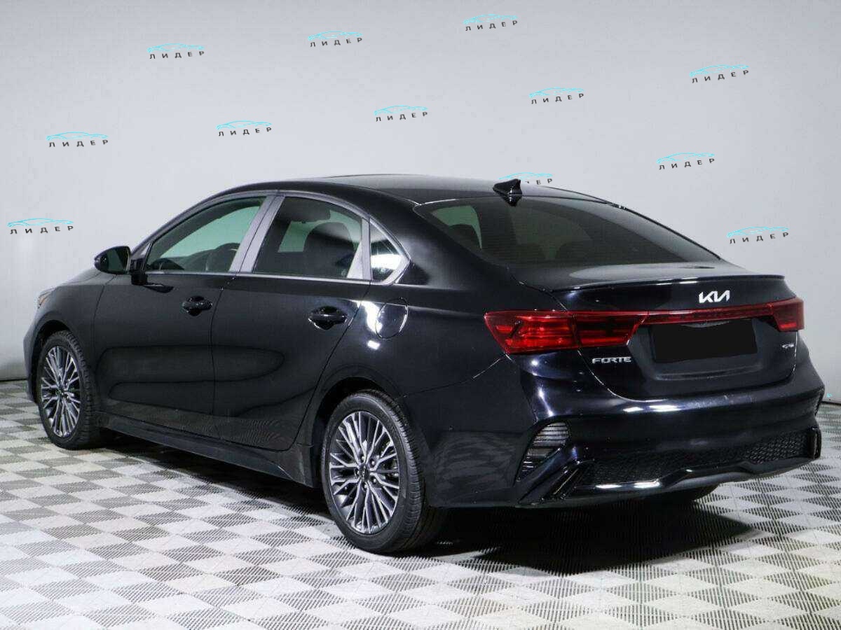 Б/У Киа Форте 2022 года. Фото: #4