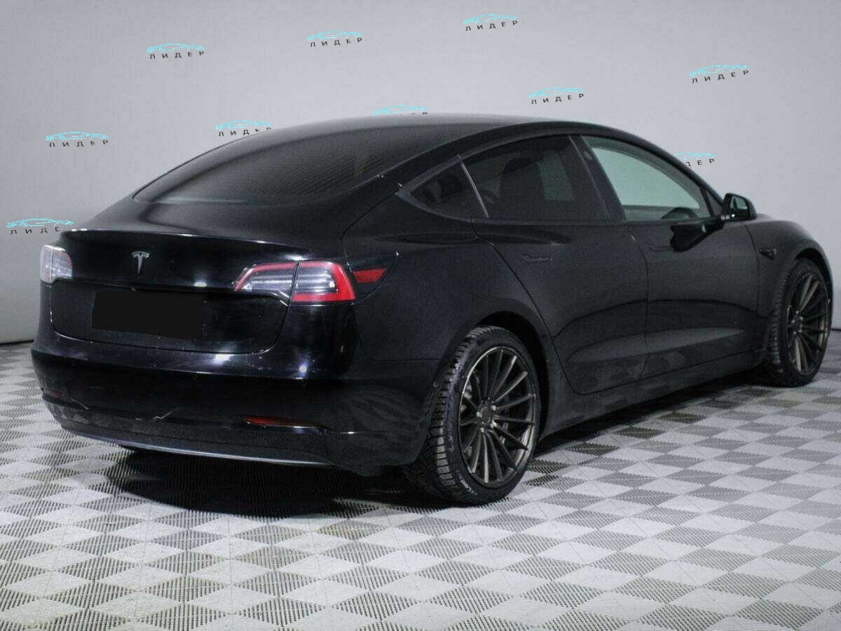 Б/У Тесла Модел 3 2019 года. Фото: #4