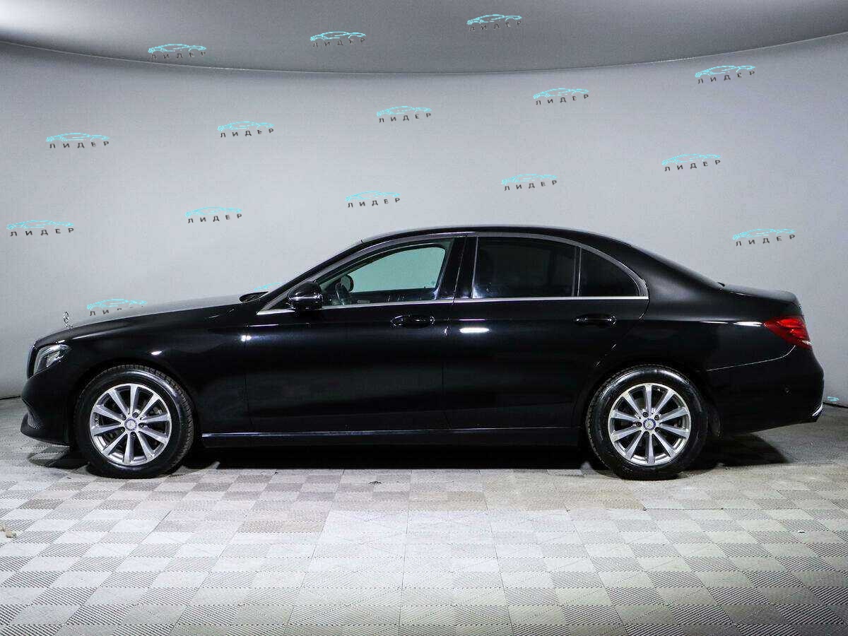 Б/У Мерседес-Бенц Е-Класс 2016 года. Фото: #6