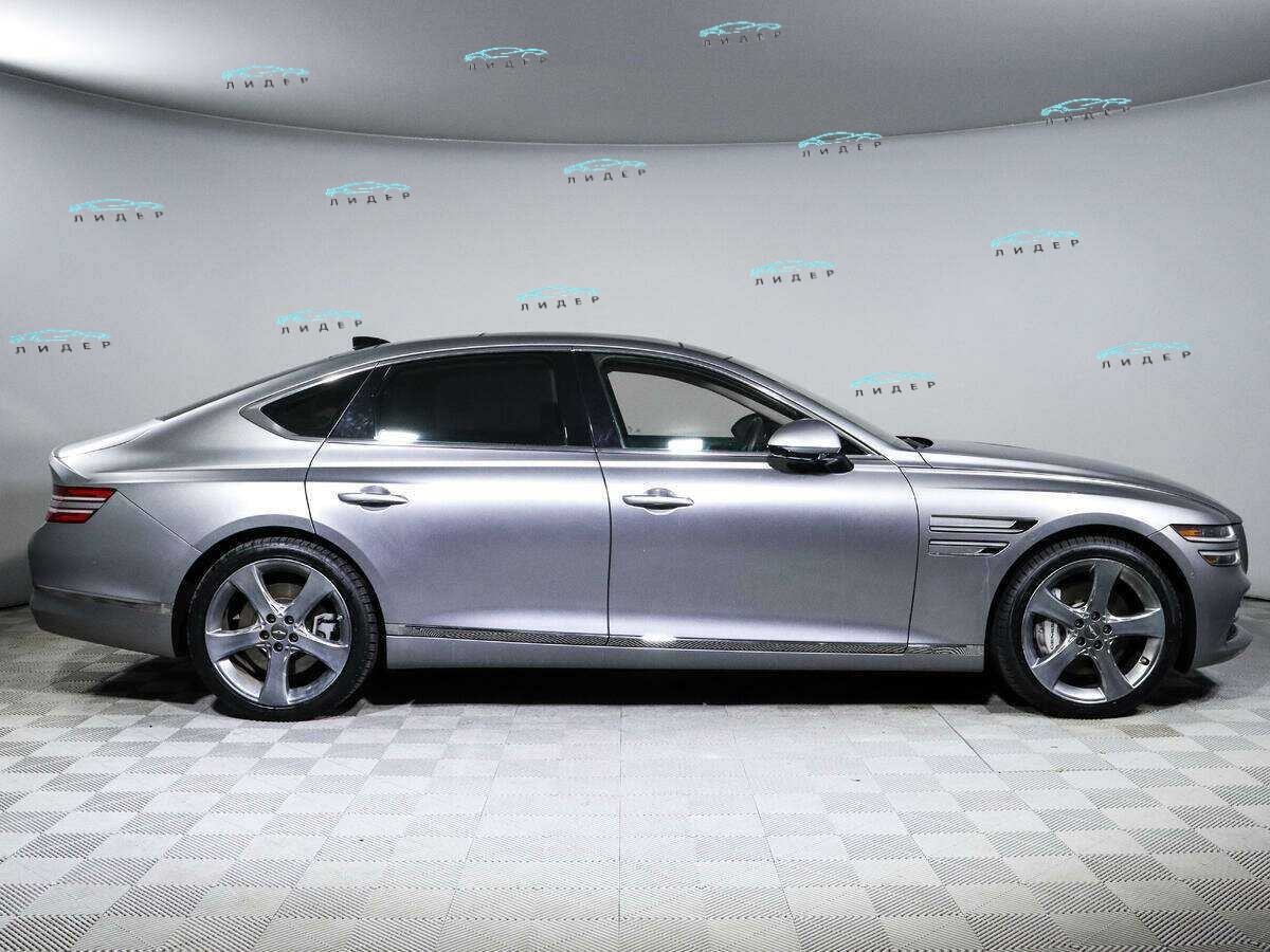 Б/У Генезис Г80 2021 года. Фото: #3