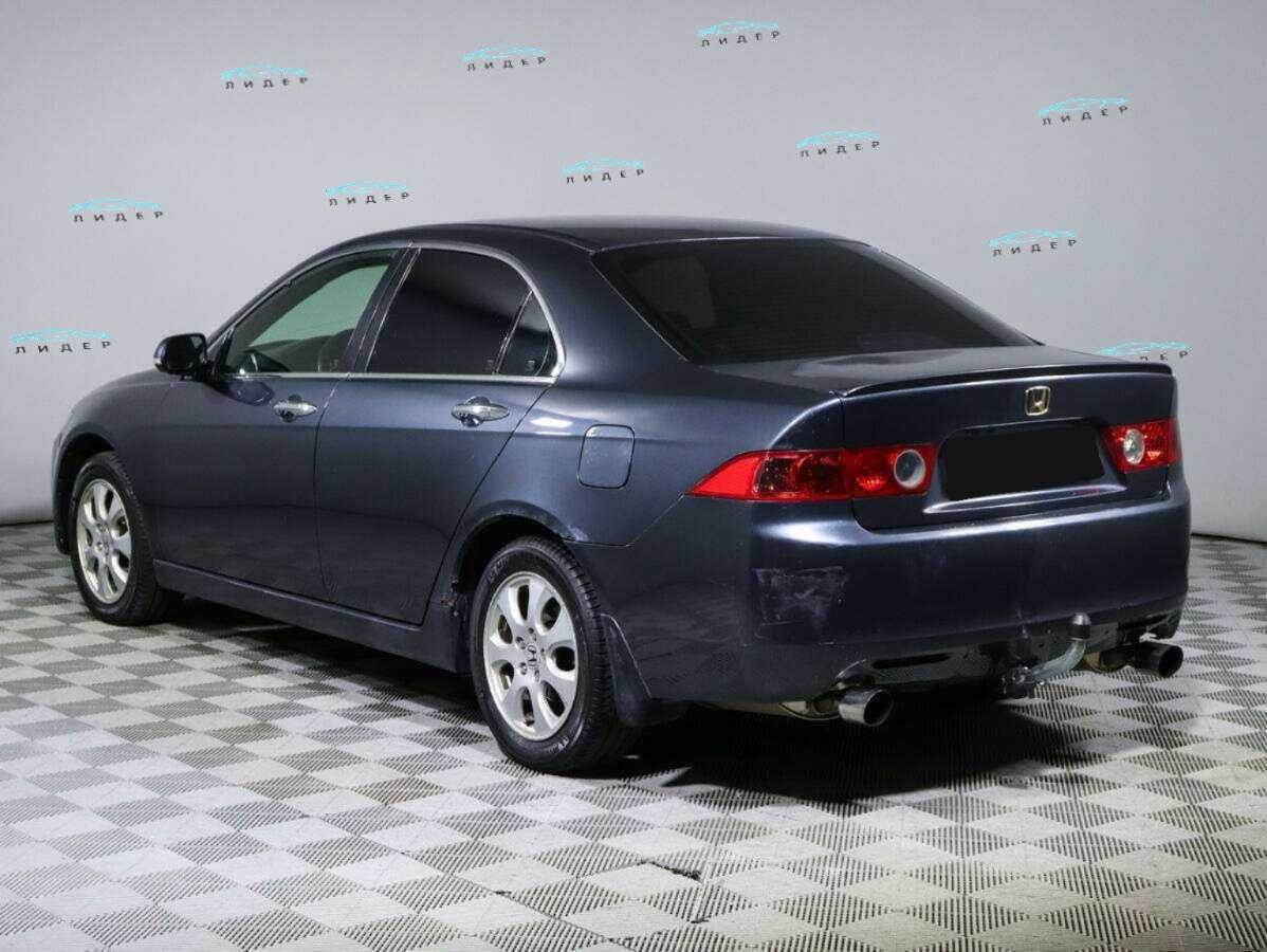 Б/У Хонда Аккорд 2004 года. Фото: #5