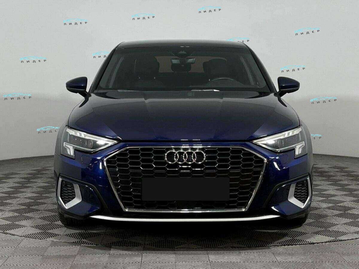 Б/У Ауди А3 2022 года. Фото: #1