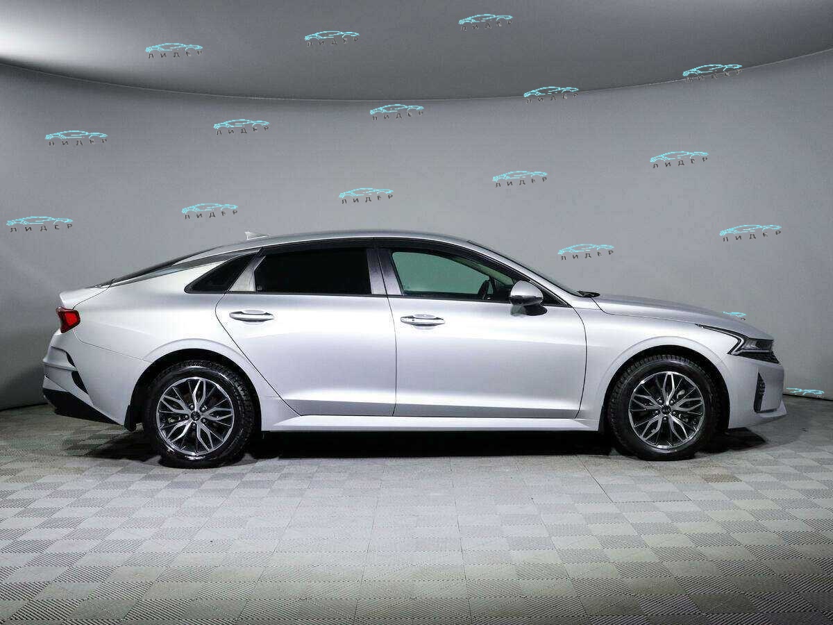 Б/У Киа К5 2021 года. Фото: #2