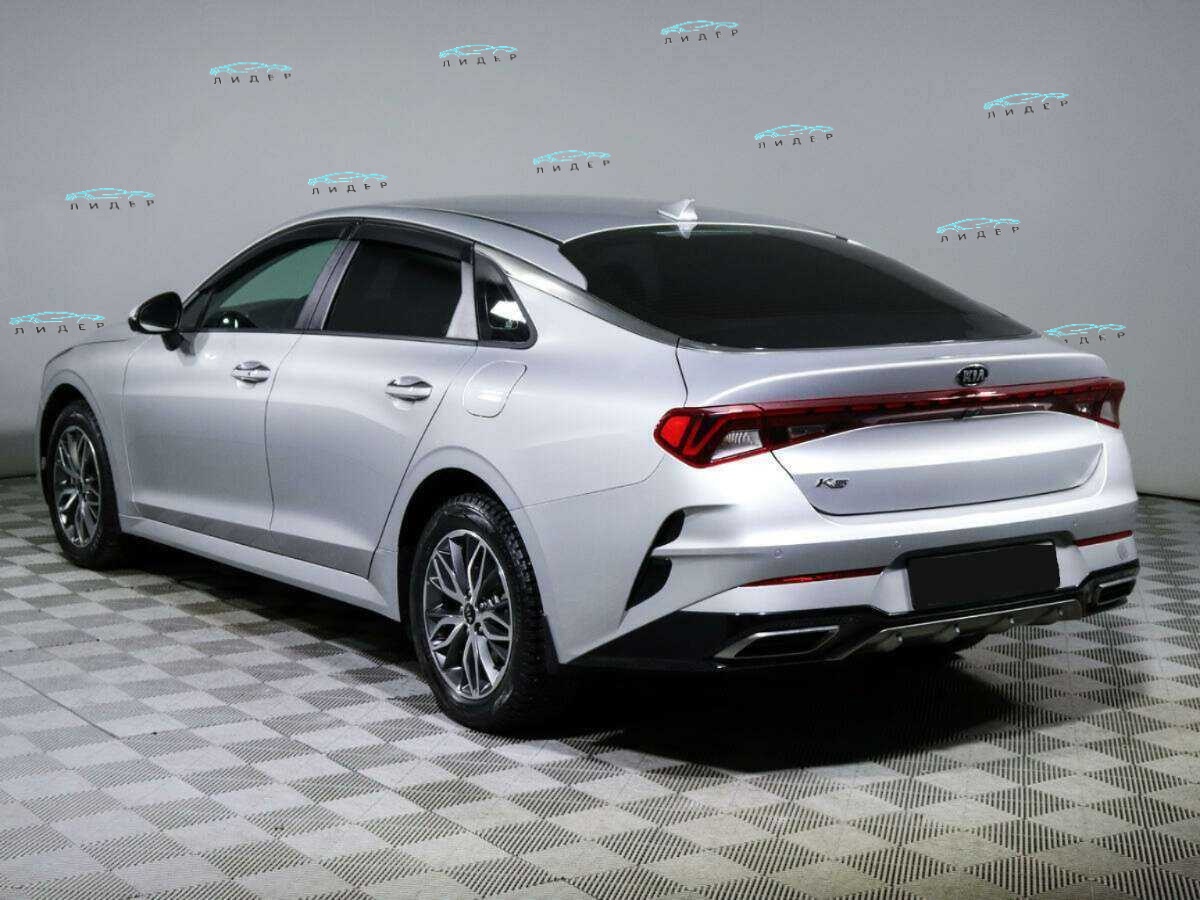 Б/У Киа К5 2021 года. Фото: #5