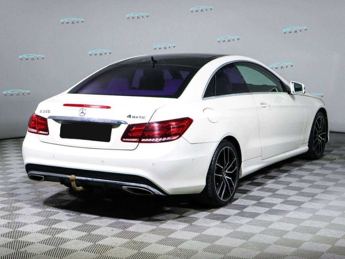 Б/У Мерседес-Бенц Е-Класс 2013 года. Фото: #3
