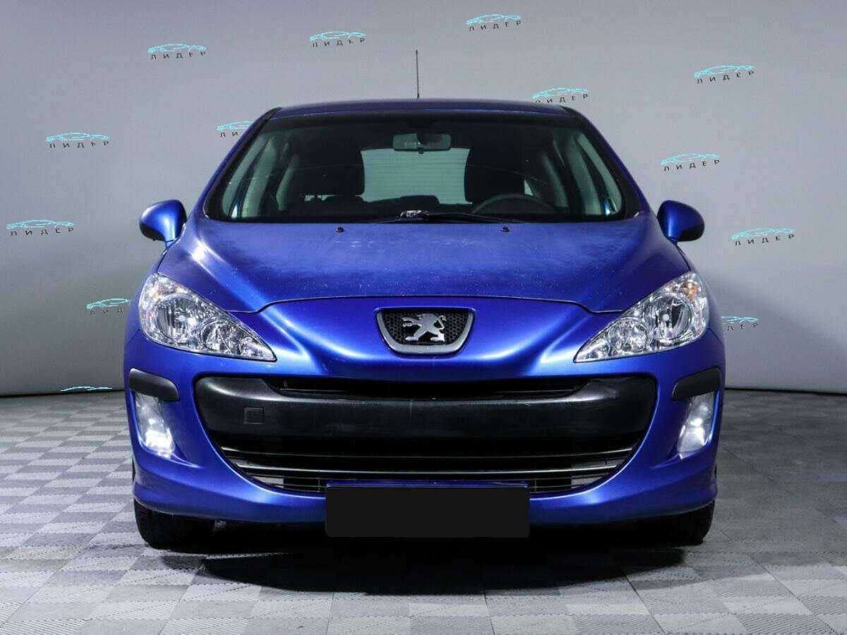 Б/У Пежо 308 2010 года. Фото: #1