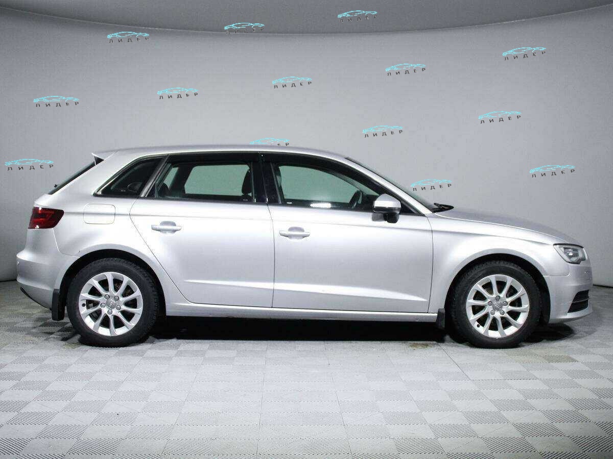 Б/У Ауди А3 2014 года. Фото: #3