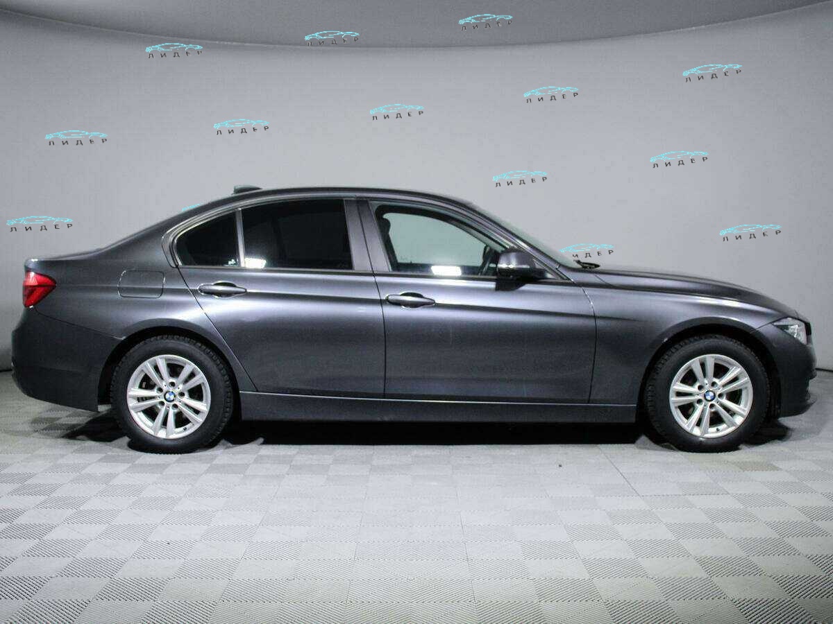 Б/У БМВ 3 серии 2017 года. Фото: #3