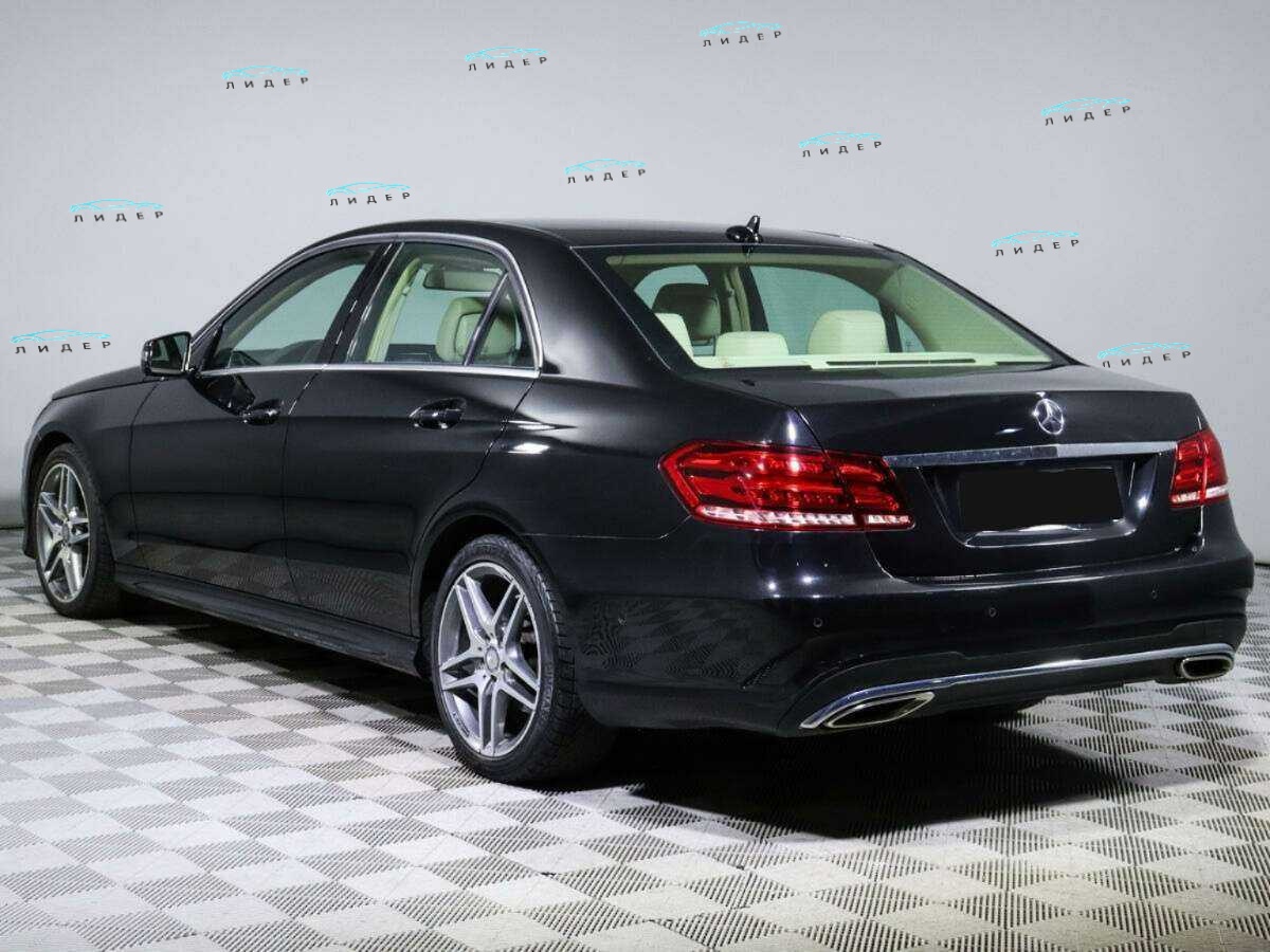 Б/У Мерседес-Бенц Е-Класс 2015 года. Фото: #5