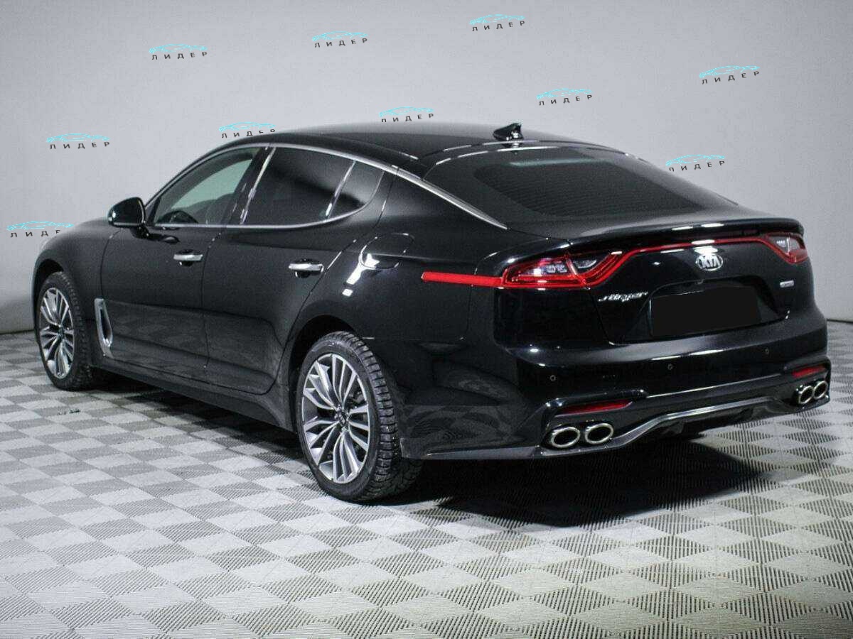 Б/У Киа Стингер 2019 года. Фото: #4