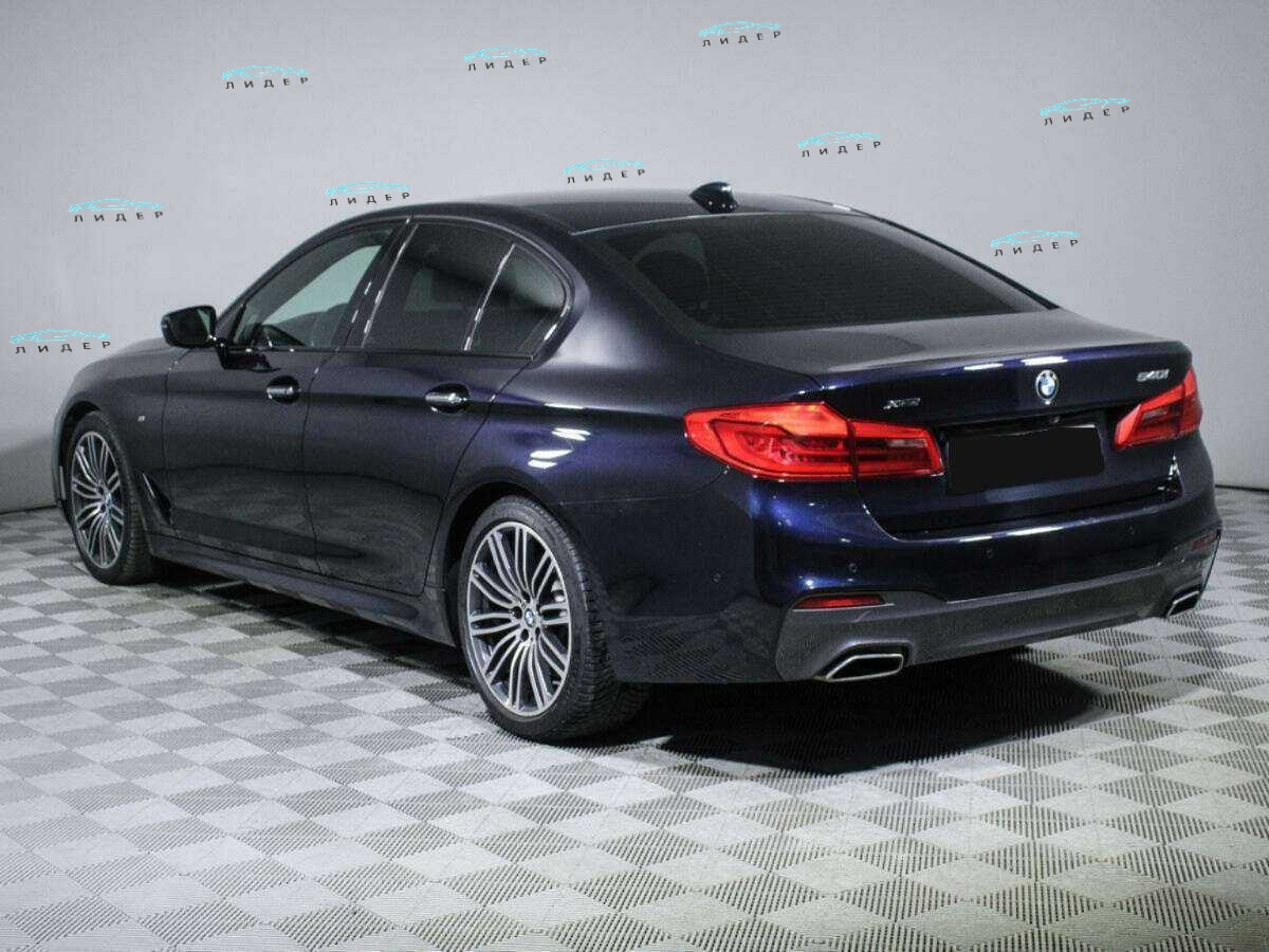 Б/У БМВ 5 серии 2017 года. Фото: #3