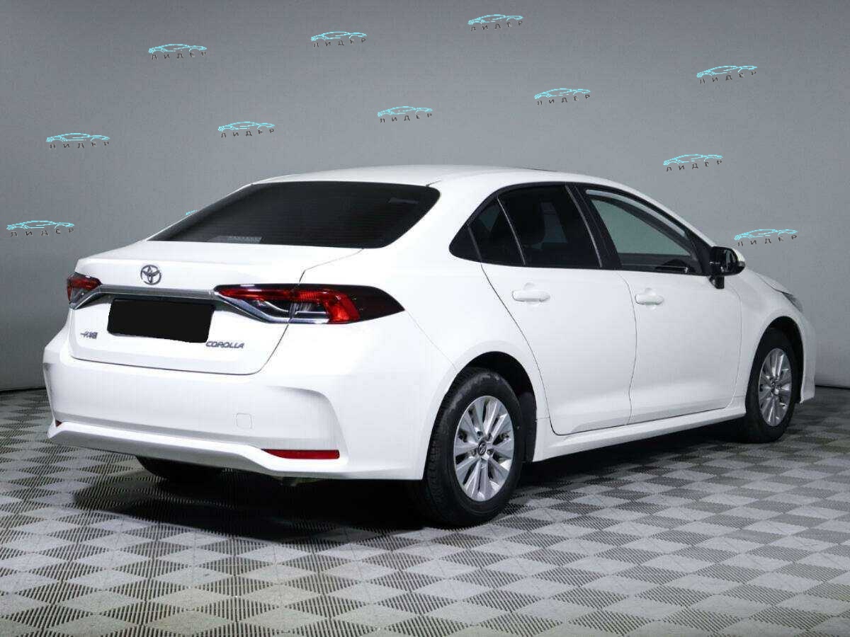 Б/У Тойота Королла 2022 года. Фото: #2