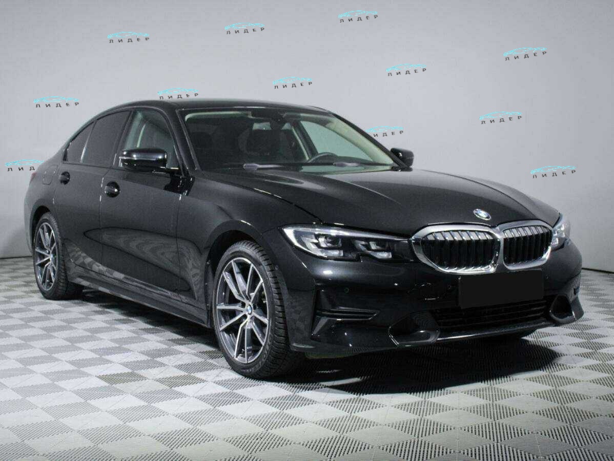 Б/У БМВ 3 серии 2021 года. Фото: #2