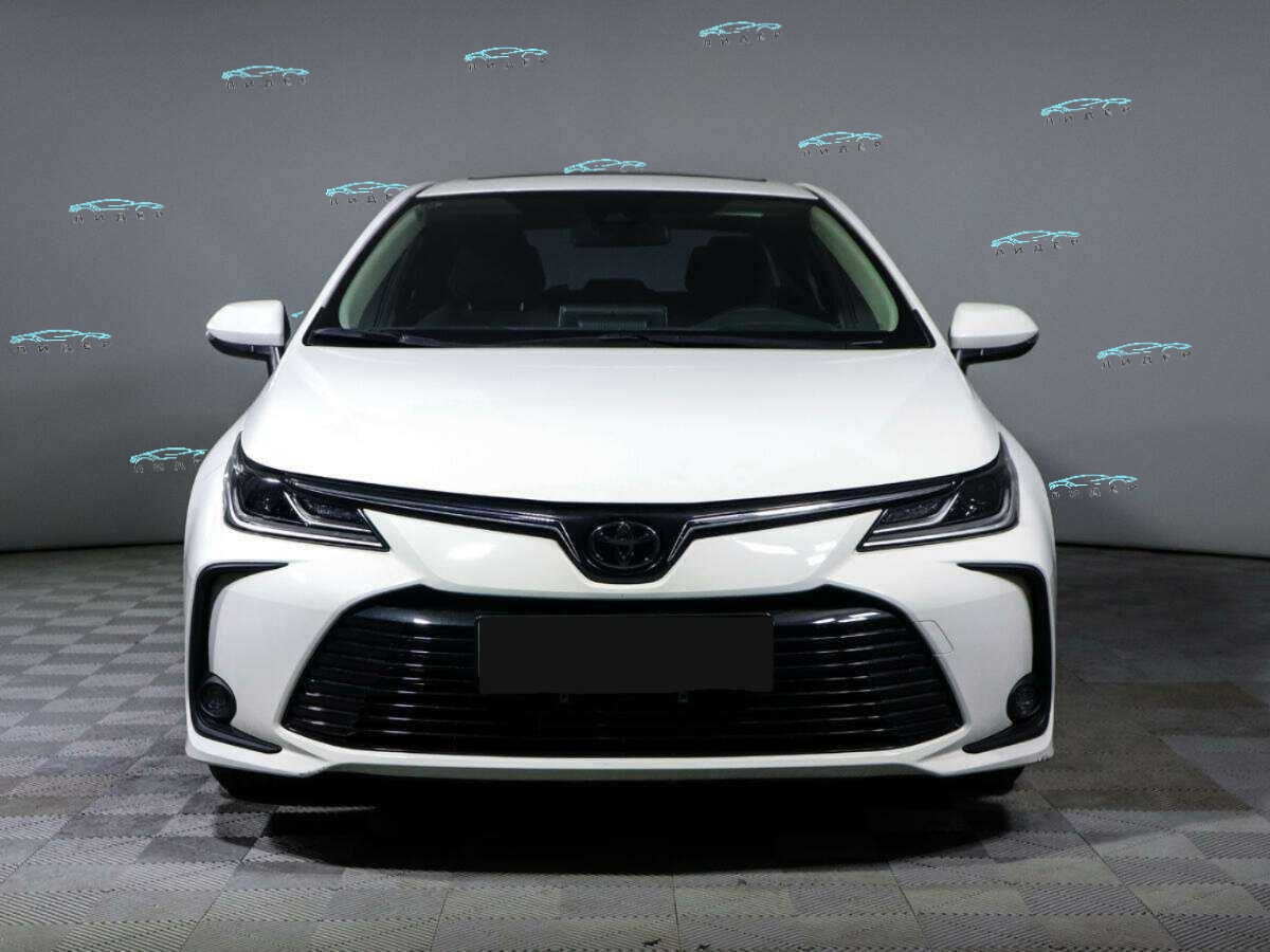 Б/У Тойота Королла 2022 года. Фото: #1