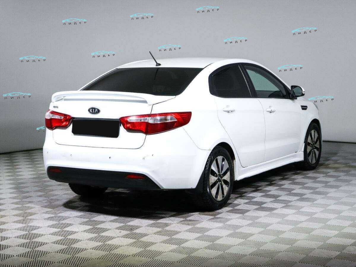 Б/У Киа Рио 2011 года. Фото: #3