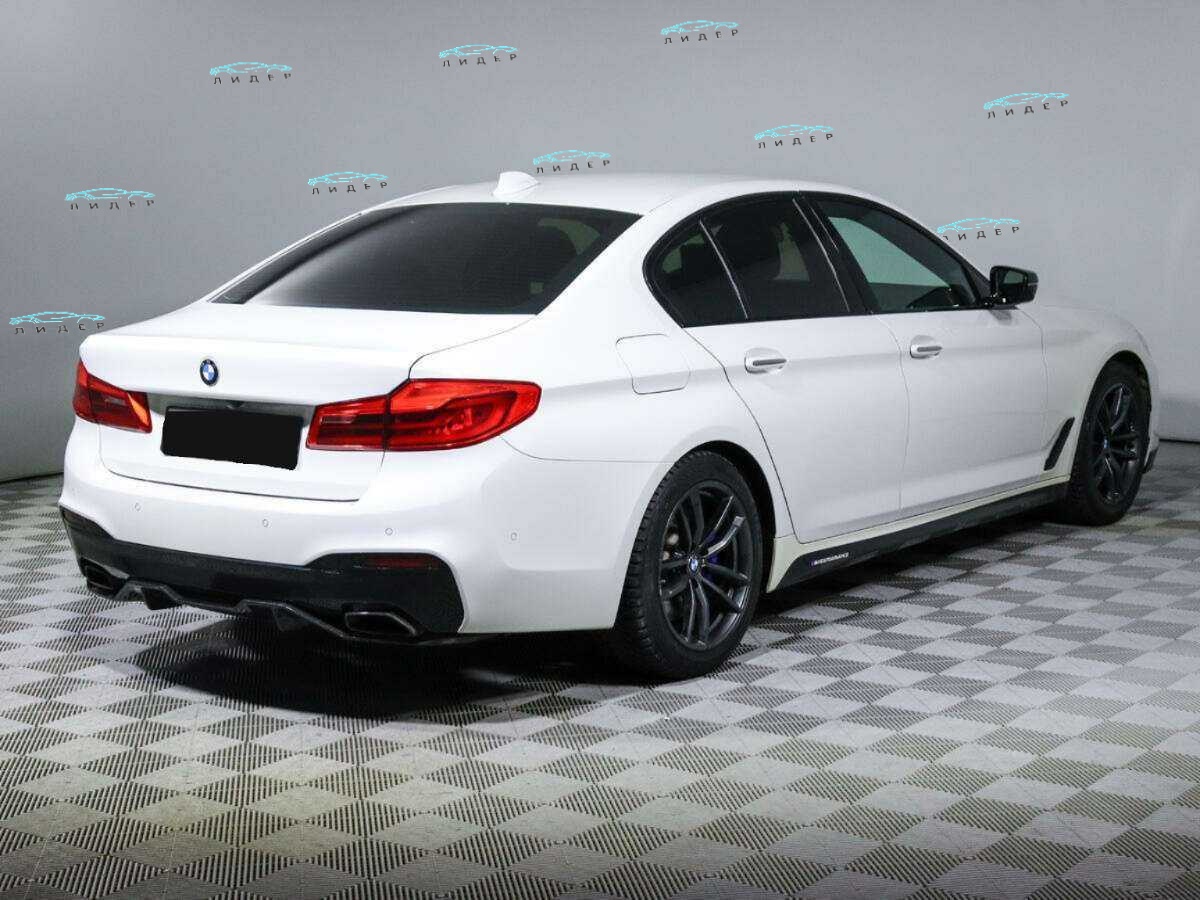 Б/У БМВ 5 серии 2018 года. Фото: #3
