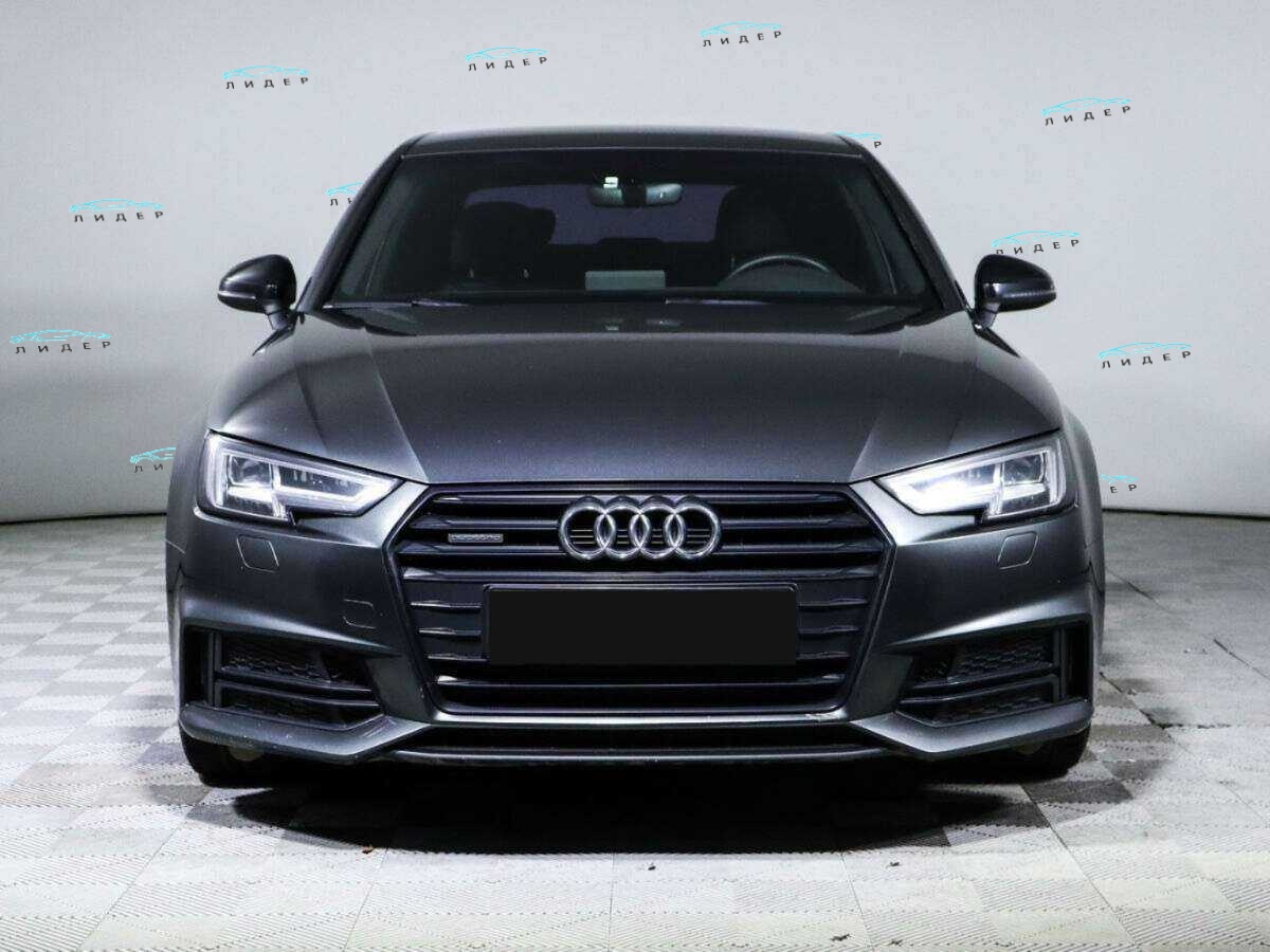 Б/У Ауди А4 2017 года. Фото: #1