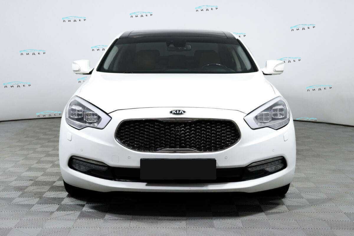 Б/У Киа Куорис 2017 года. Фото: #1