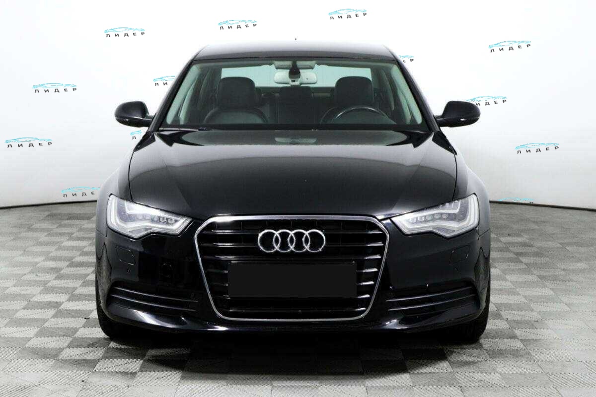 Б/У Ауди А6 2011 года. Фото: #1