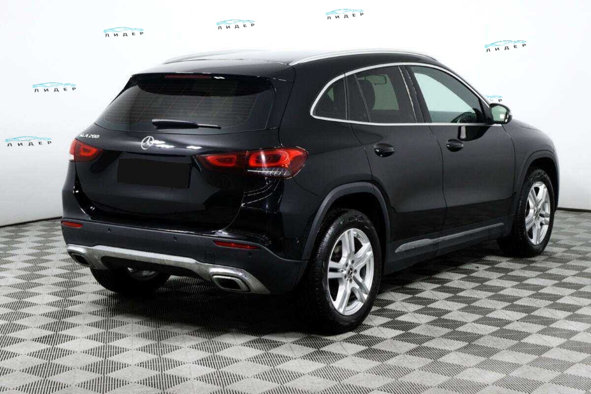 Б/У Мерседес-Бенц ГЛА 2020 года. Фото: #4