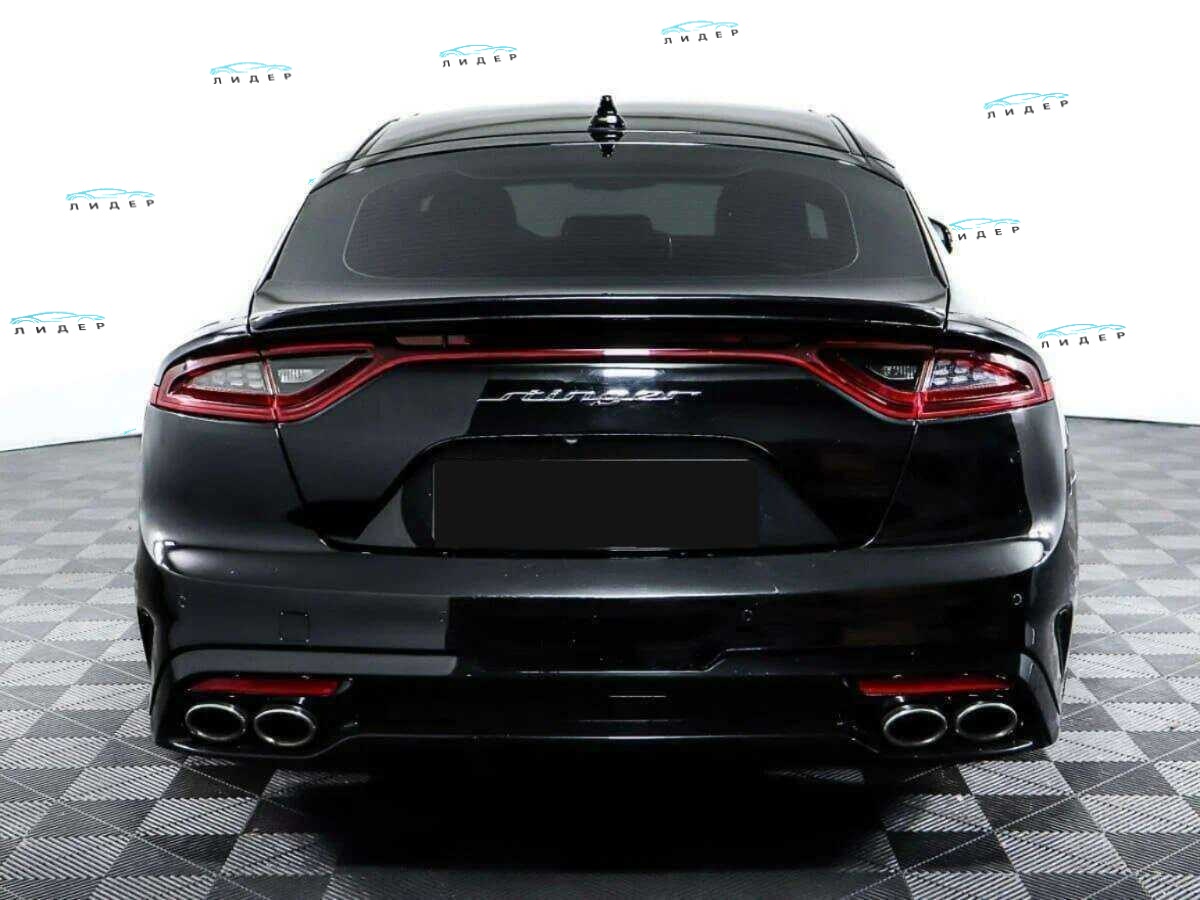 Б/У Киа Стингер 2018 года. Фото: #5
