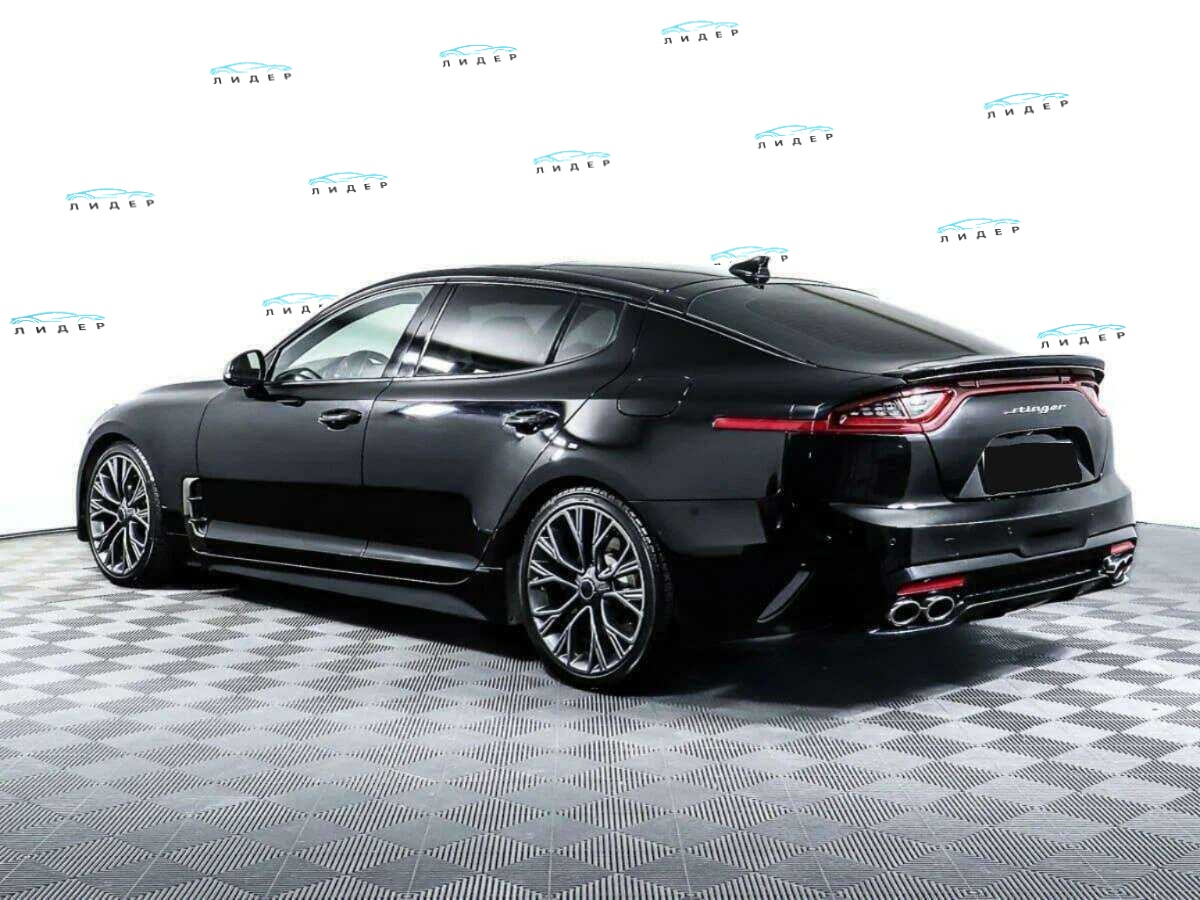 Б/У Киа Стингер 2018 года. Фото: #6