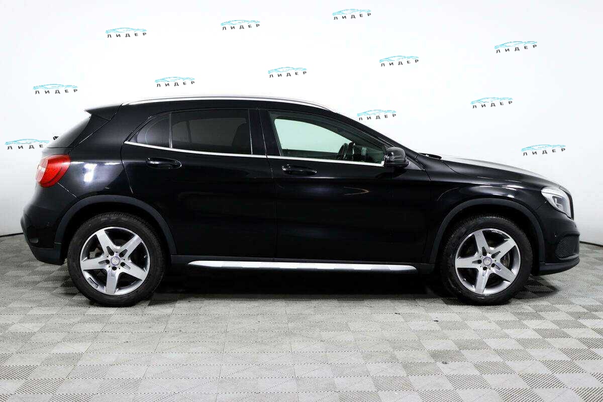 Б/У Мерседес-Бенц ГЛА 2016 года. Фото: #3