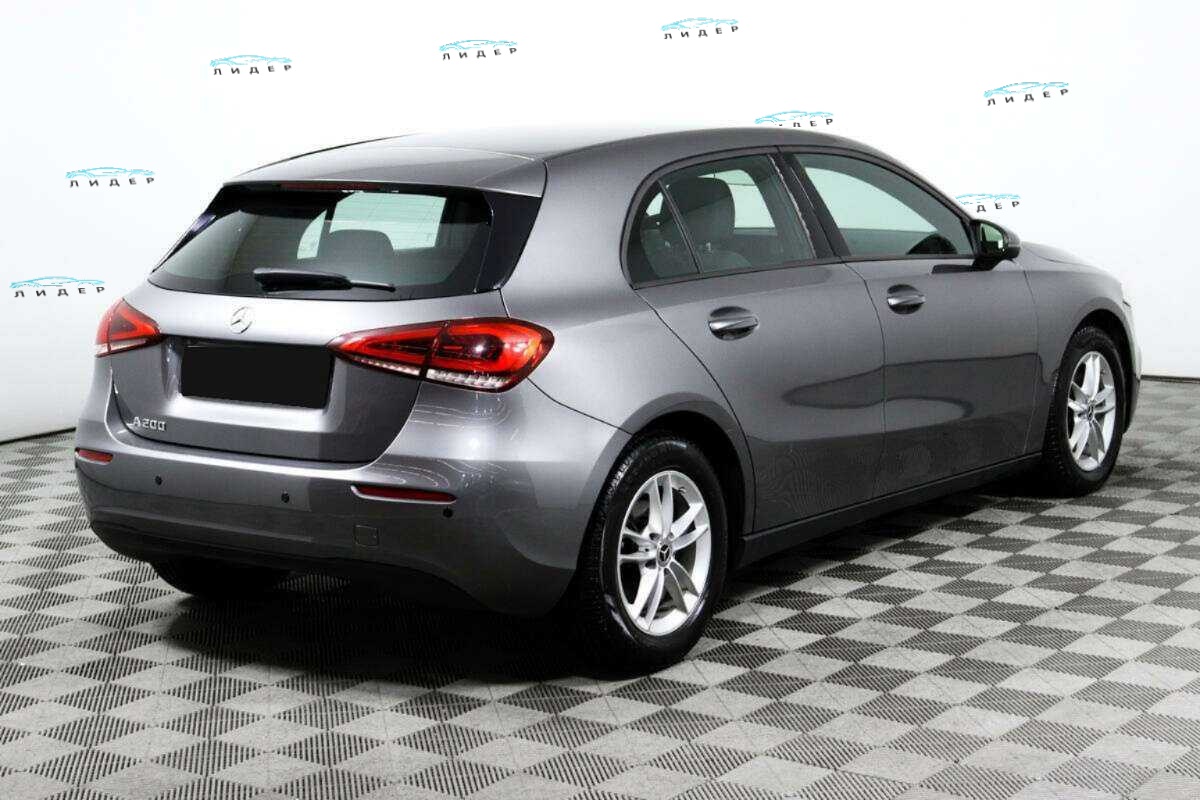 Б/У Мерседес-Бенц А-Класс 2019 года. Фото: #4